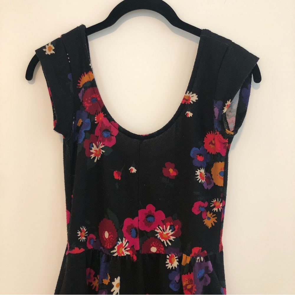 Black Floral Dress with Pockets - Picture 2 of 7